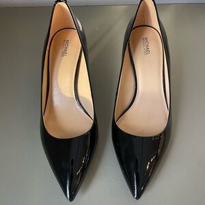NWOT Michael Kors Patent Leather Kitten Heels